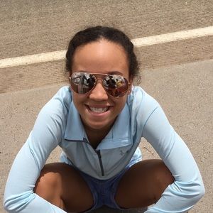 Meet your Posher, Briana